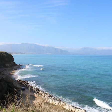 La Stanza Vicino Al Mare , Una Camera Da Letto E Bagno Con Balcone Vista Mare Apartment Balestrate Exterior photo